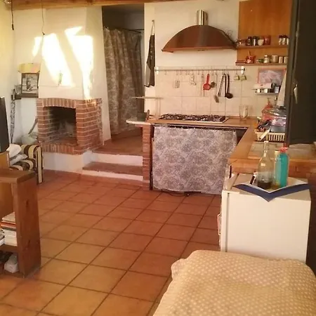 Captivating 1-bed House Hébergement de vacances
